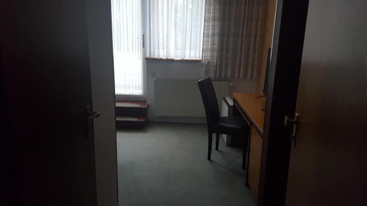 Zimmer Im Gruenen Wuppertal Exteriör bild